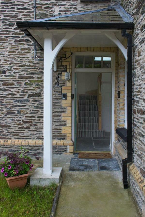 Old School B & B Pencader (Carmarthenshire) Exterior foto